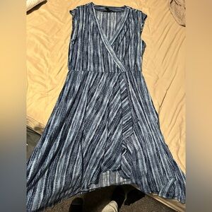 BCBGMaxAzria Navy and White Patterned Dress